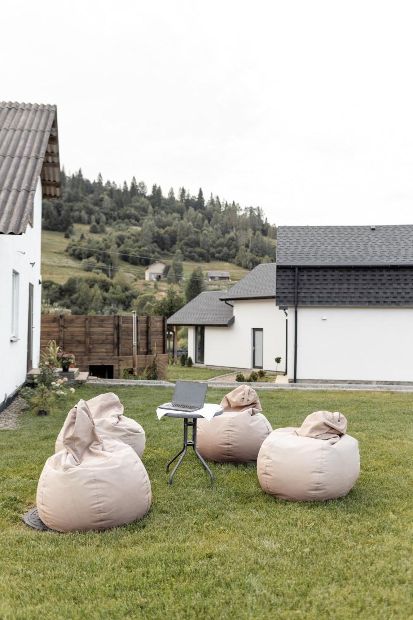 Ugrad Family Котедж З Чаном-Джакузі Slawske Exterior foto