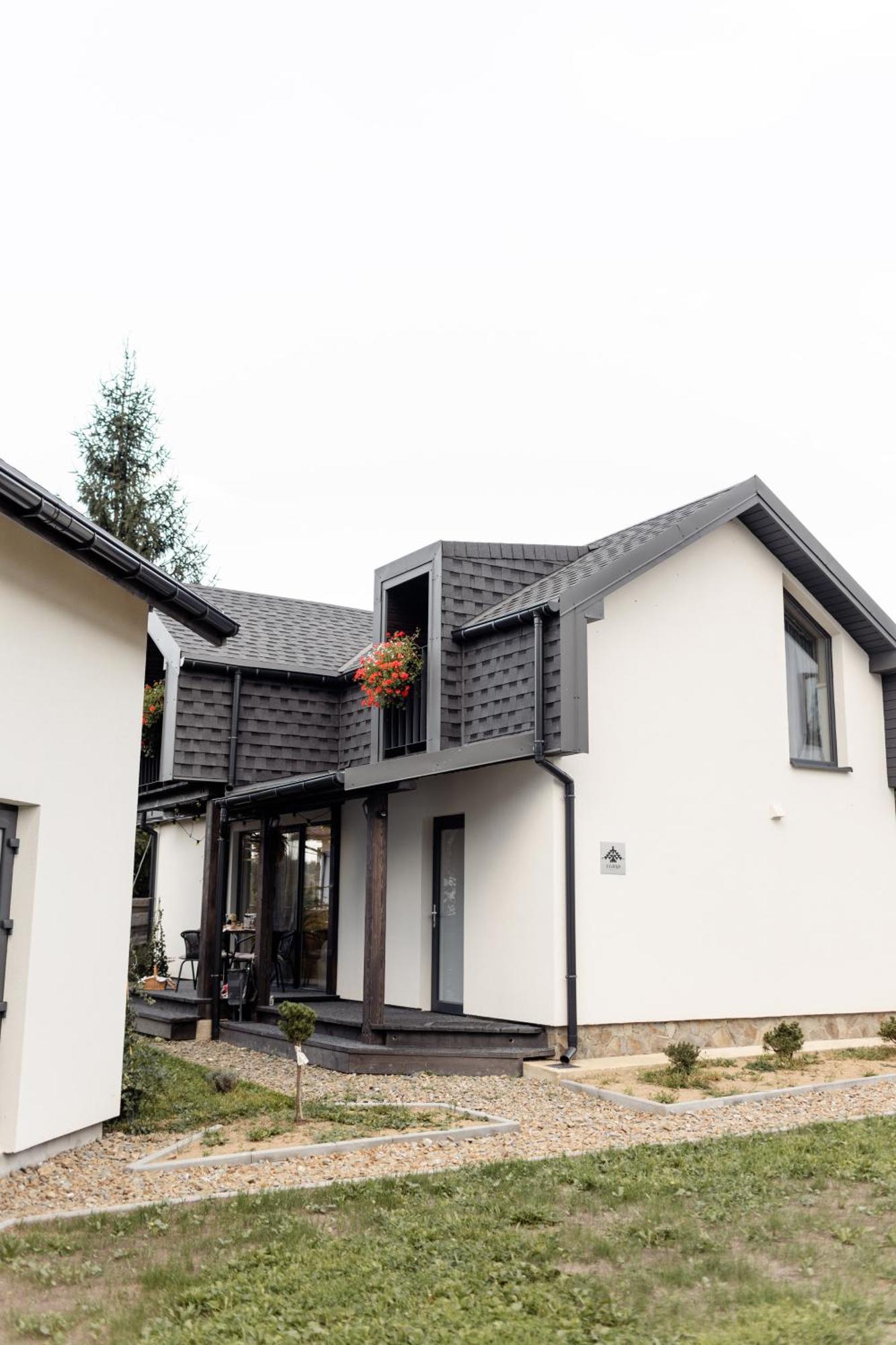 Ugrad Family Котедж З Чаном-Джакузі Slawske Exterior foto