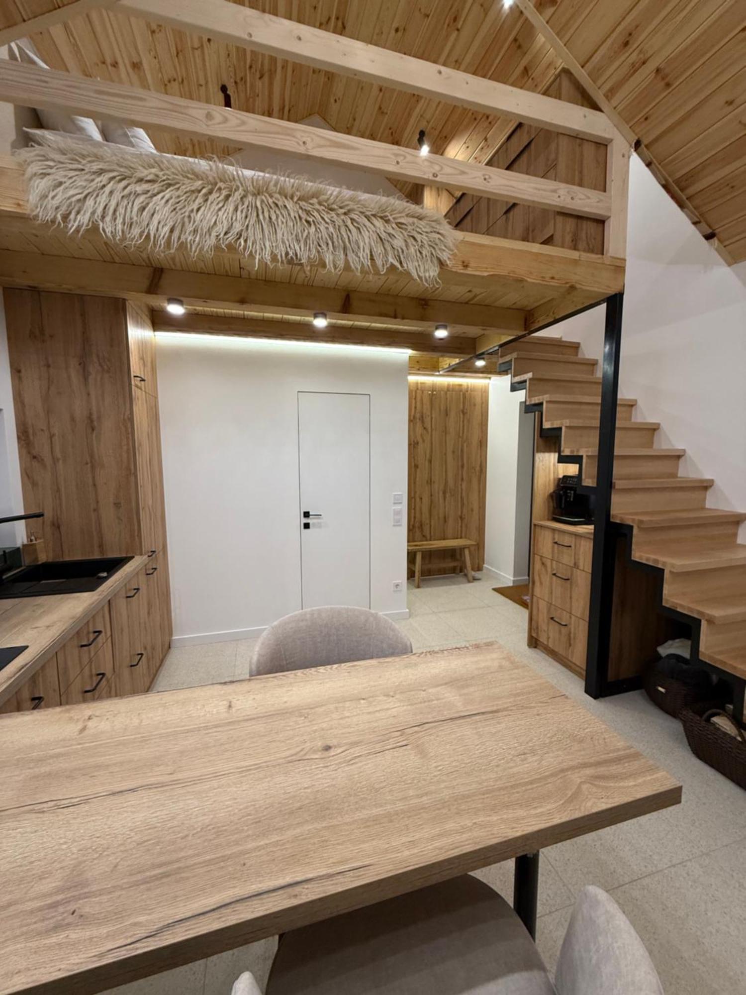 Ugrad Family Котедж З Чаном-Джакузі Slawske Exterior foto